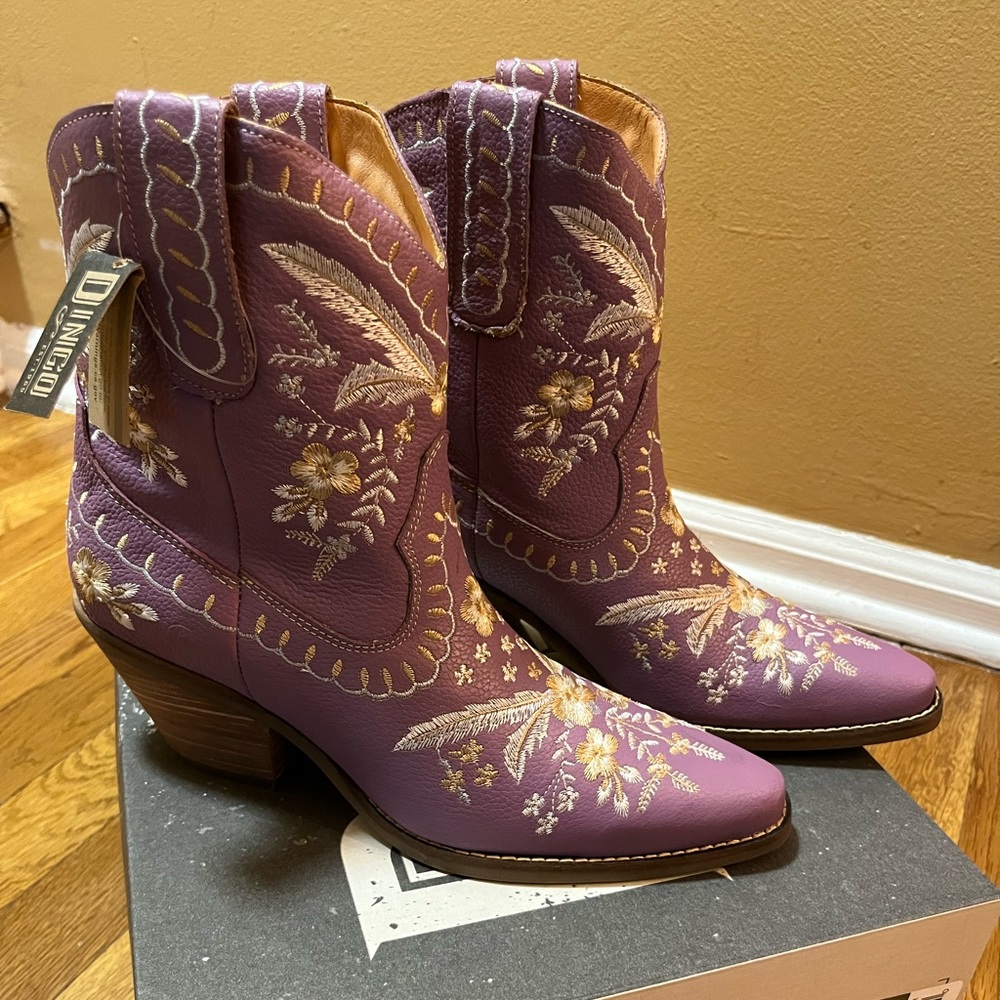 Dingo Primrose Women’s Leather Western Boots - Lavender - Size 8